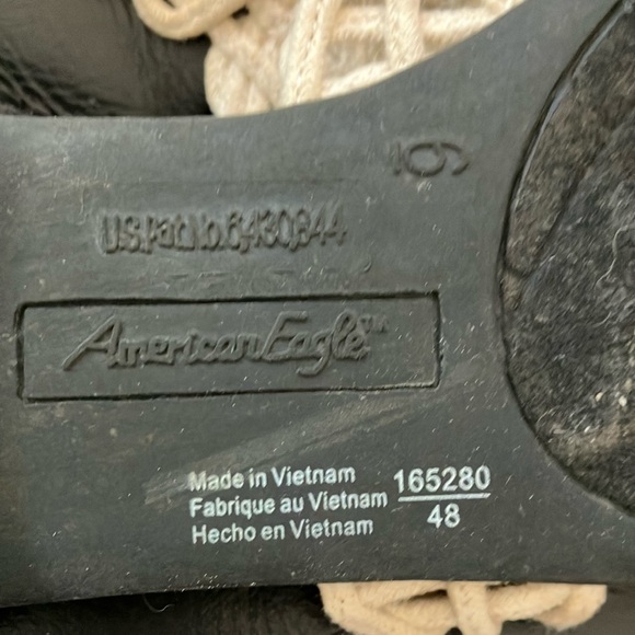 Size 6 American Eagle Outfitters women’s Cream Macramé Sandals - Picture 8 of 12